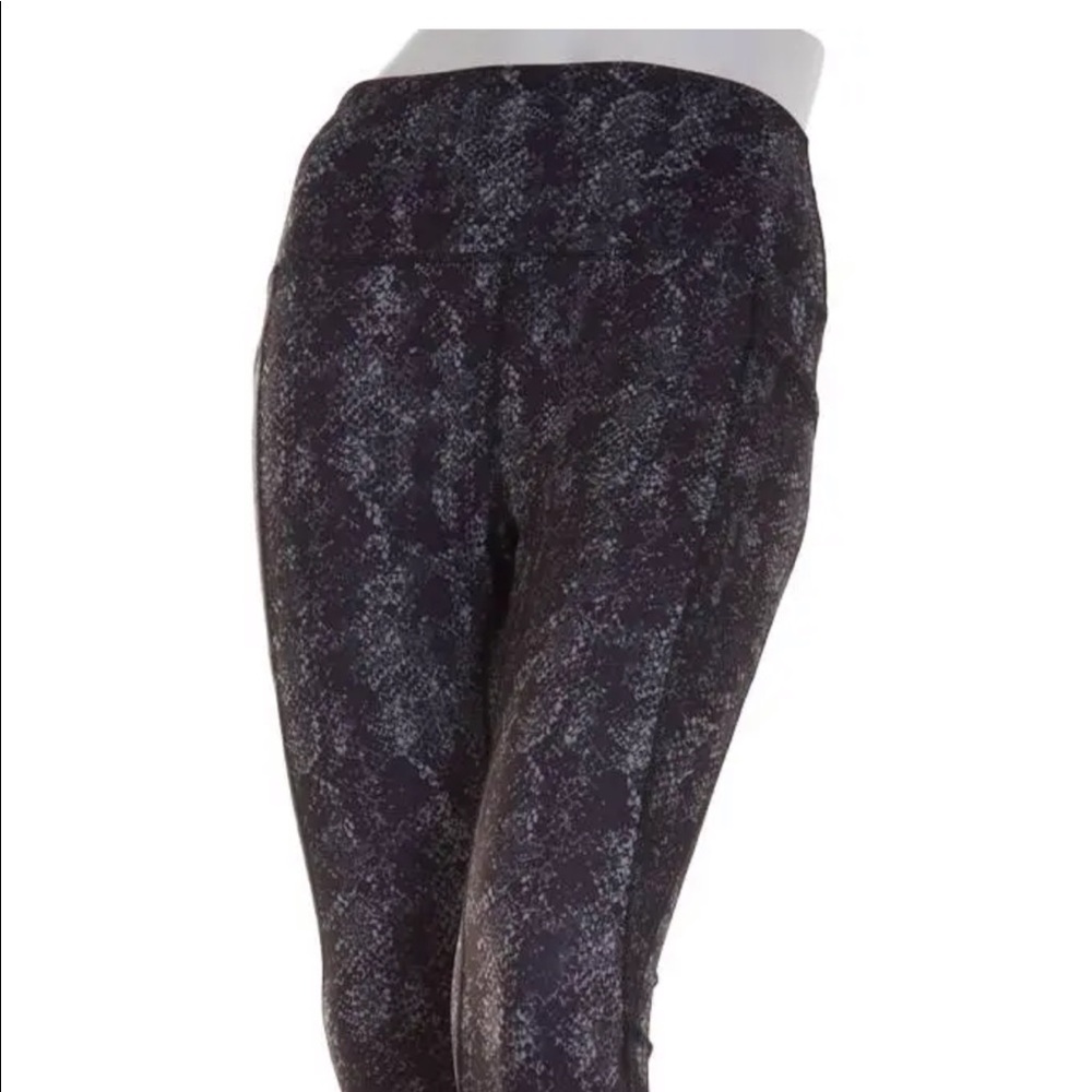 Capri Leggings - 2 pairs